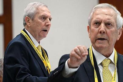 Fenerbahçe Başkanı Aziz Yıldırım ültimatom verdi! 'Tek tek söylerim'