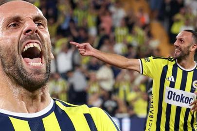 Fenerbahçe'nin yıldızı Vedat Muriqi 6 yıl sonra Kadıköy'de sahneye çıktı