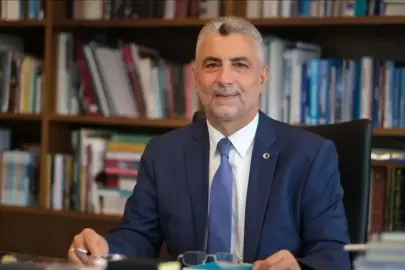 Habur Gümrük Kapısında rekor! Bakan Bolat açıkladı:  2 bin 454 tır çıkışı