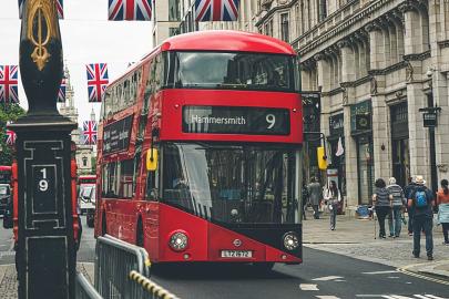 İran savaşı hayat pahalılığını artırdı: Britanya’da ücret artışı geride kaldı