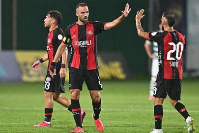 Karagümrük galibiyet serisi başlattı... (ÖZET) Karagümrük - Bursaspor maç sonucu 2-1