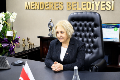 Menderes’in İlk Kadın Başkanı Koltuğa Oturdu