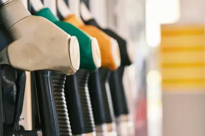 OPEC'ten piyasaları etkileyecek karar