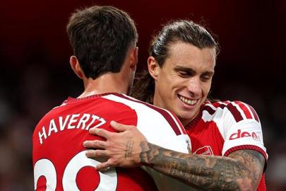 Premier Lig'in son şampiyonu Arsenal, sezona galibiyetle başladı