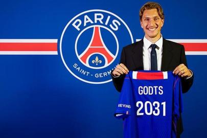 PSG, Belçikalı futbolcu Mika Godts'u transfer etti