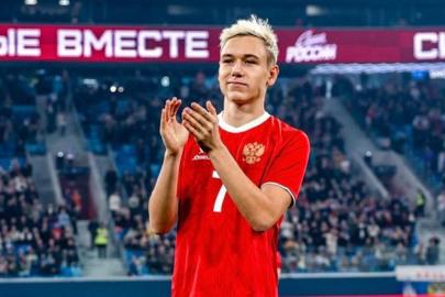 Rusya Milli Takımı, Aleksey Batrakov'u Galatasaray'a uğurladı