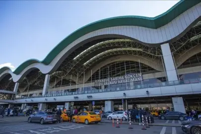 Sabiha Gökçen'de tarihi rekor! Günlük yolcu sayısı 180 bini aştı