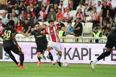 Sivas'ta kazanan çıkmadı