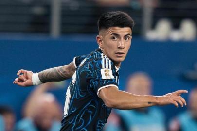 Thiago Almada'dan şaşırtan transfer