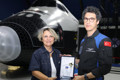 TÜRKİYE’NİN İKİNCİ ASTRONOTU TUVA CİHANGİR ATASEVER, UZAY KAMPI TÜRKİYE’DE GENÇLERLE BULUŞTU