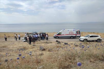 Van'da kontrolden çıkarak takla atan otomobilde 3 kişi yaralandı