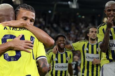 Ve Fenerbahçe, Şampiyonlar Ligi'nde play-off'ta! Avusturya'da tek gollü galibiyet... (Maç özeti | Sturm Graz 0-1 Fenerbahçe)