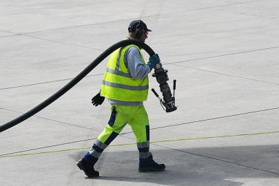 Avrupa genelinde jet yakıtı sıkıntısı: Küçük havalimanları risk altında