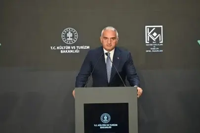 Bakan Ersoy açıkladı: 2 gün boyunca tüm sinema biletleri 90 TL olacak! İşte o tarihler