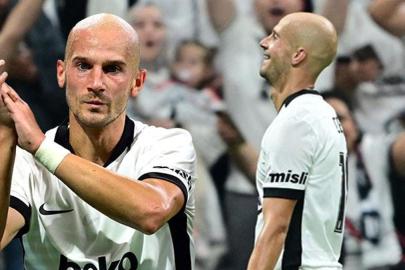 Beşiktaş'ın yıldızı Vaclav Cerny'den sakatlık açıklaması: 'Bence kramp girdi'