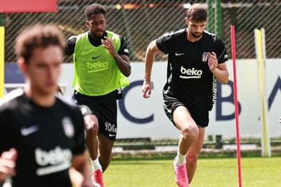Beşiktaş'ta Fenerbahçe derbisi hazırlıkları tamamlandı! Yeni transfer Ümit Akdağ ilk antrenmanına çıktı