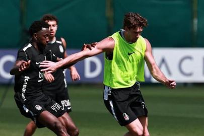 Beşiktaş'ta Marsilya maçı hazırlıkları başladı