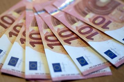 Euronews özel: İtalya 10 euronun altındaki dijital euro ödemelerinde sıfır komisyon öneriyor