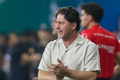 Fatih Tekke’den Amedspor mağlubiyeti sonrası öz eleştiri! 'Sorumlusu benim'