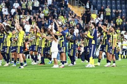 Fenerbahçe milli araya 8-0 moraliyle girdi