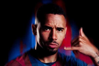 Gabriel Jesus resmen Barcelona'da