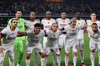 Galatasaray'da bir sakatlık daha! Devre arasında oyundan çıktı