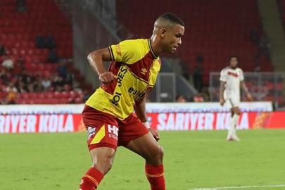 Göztepe’de Juan 87 dakikada 1 gol atıyor!