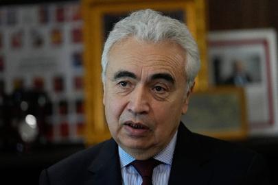 IEA, Avrupa zorlu kışa hazırlanırken ek petrol rezervi satışını gündeme getirebilir