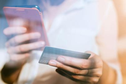İnternet alışverişlerinde 'IBAN' ve 'sahte bağlantı' uyarısı
