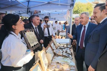 İzmir’de Ahilik Haftası’nda geleneksel sanatlar buluştu
