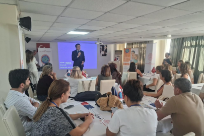 İzmir’de Erasmus+ Okul Eğitimi Akreditasyonu Deneyim Paylaşım Çalıştayı Gerçekleştirildi