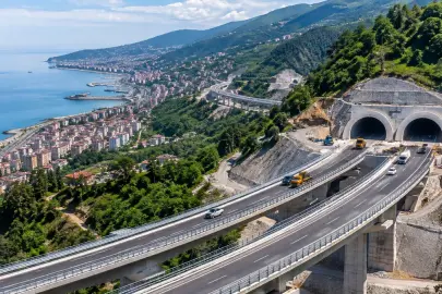 Karadeniz dağlarını delip 19 tünel açacaklar! İşte o şehrin trafik çilesini bitirecek 2 dev proje