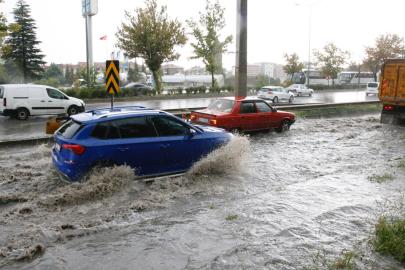 Meteoroloji'den 14 il için "sarı kodlu" sağanak ve fırtına uyarısı
