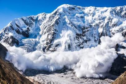 Nepal'de dağlık bölgede çığ: 10 kişi kayıp