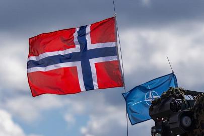 Norveç, Ukrayna'nın 4,2 milyar dolarlık Kırım alacağı için Arktik'te Rus gemisine el koydu