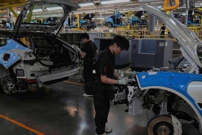 Rapor: 'Avrupa üretimi' batarya kuralı elektrikli araç fiyatlarını 2.100 euro artırabilir
