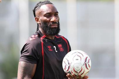 Sivasspor’da Aaron Appindangoye şoku!