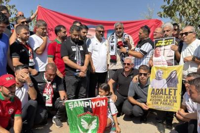 Taraftarlardan Rojin Kabaiş'in mezarına ziyaret