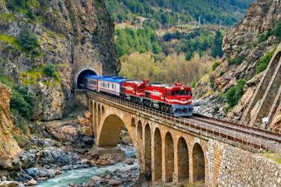 Turistik Karaelmas Ekspresi 2 Ekim’de yeniden seferlerine başlıyor
