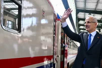 Turistik Karaelmas Ekspresi yeniden raylara iniyor