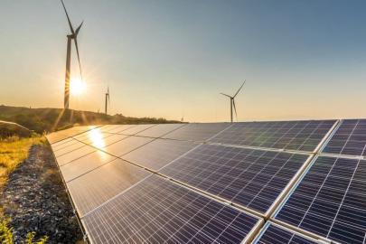 Türkiye yılda güneş ve rüzgardan 442,2 teravatsaat elektrik üretti
