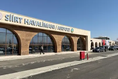 Yenilenen Siirt Havalimanı'na ilk yolcu uçağı indi