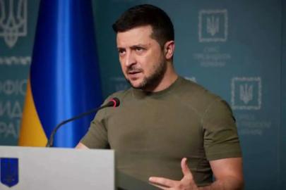 Zelenski: Rusya'nın hava saldırılarında 5 kişi öldü, 14 kişi yaralandı