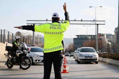 Ankara’da bazı yollar trafiğe kapatıldı