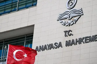 AYM'den eksik memur maaşları için emsal karar: Süre aşımı hak ihlali sayıldı