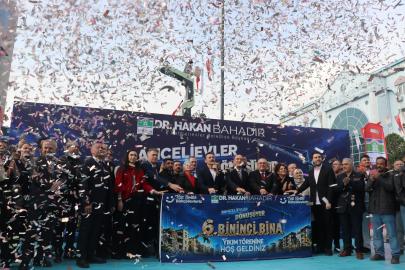 Bahçelievler'de 6 bininci bina törenle yıkıldı