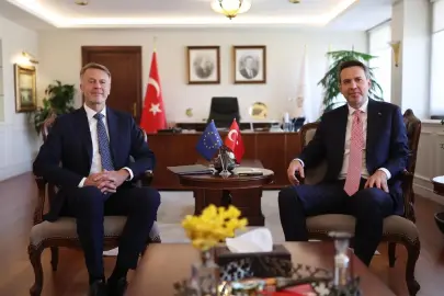 Bakan Bayraktar'dan AB ile iş birliği mesajı: Ortak adımlar atmaya devam edeceğiz