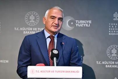 Bakan Ersoy duyurdu: Turizm gelirlerinde 9 ayda rekor kırıldı