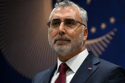 Bakan Işıkhan yeni çalışmayı duyurdu! Öncelik olacak, o işçilere kalıcı model geliyor