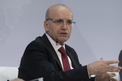 Bakan Şimşek'ten fon soruşturması açıklaması: Sistematik bir problem yok